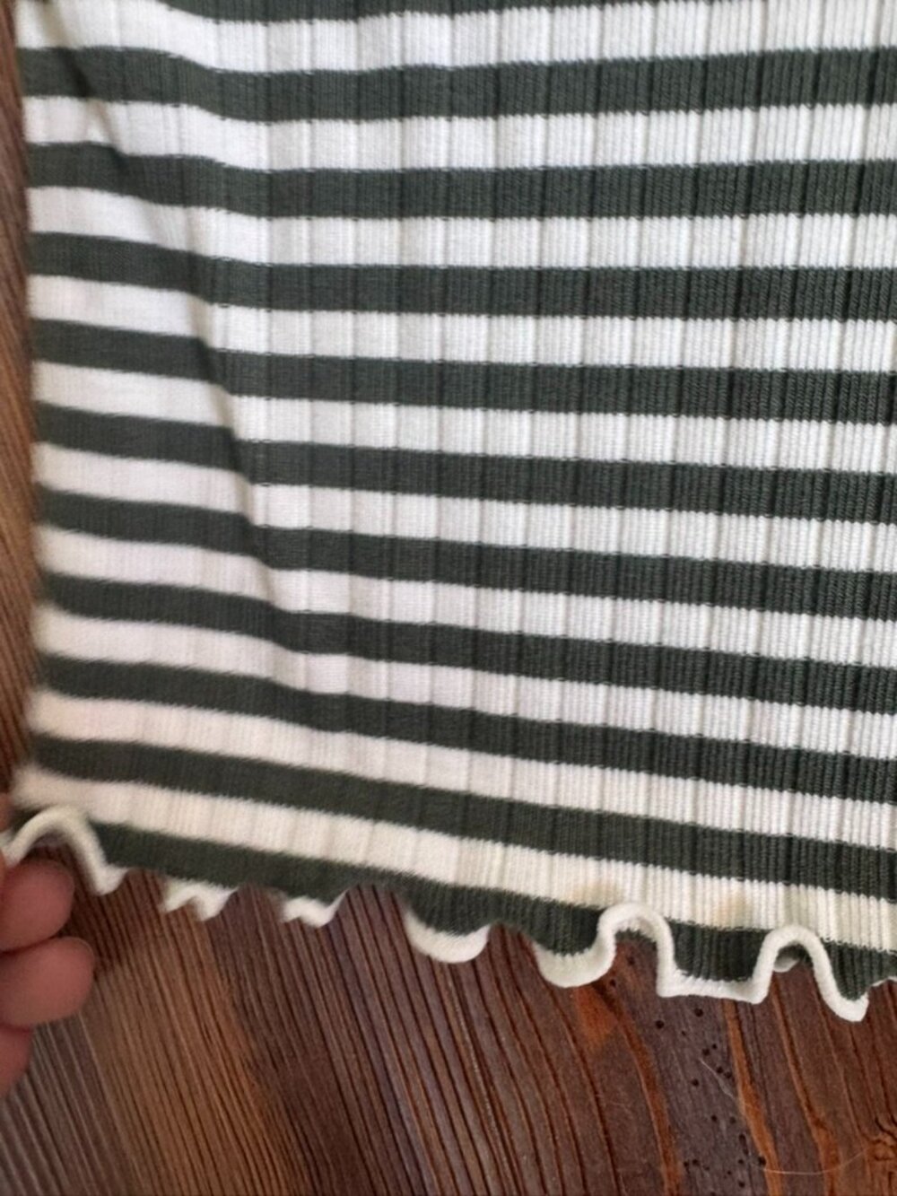 Madewell Button-Front V-Neck Tee Striped Olive Cream Ribbed Size S - Picture 8 of 13